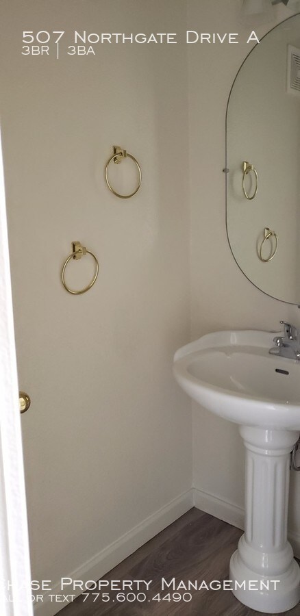 Building Photo - Townhouse for rent in Dayton