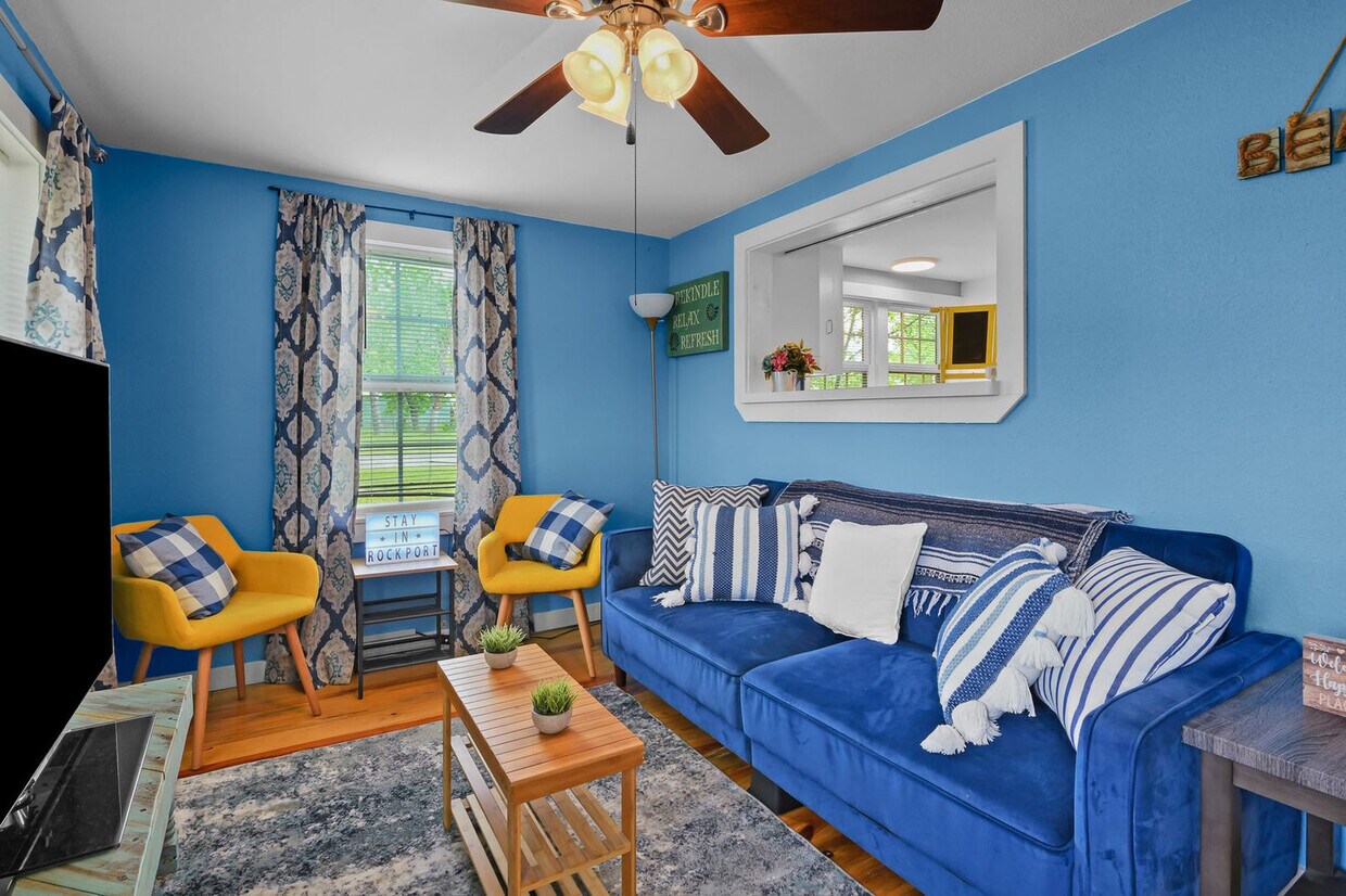 Foto principal - 822 N Ann St