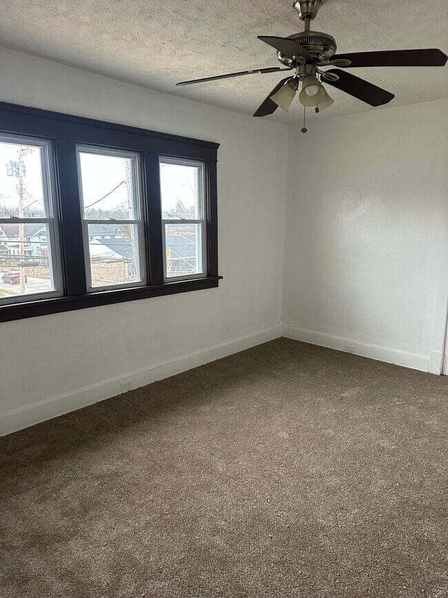 Foto del edificio - 16575 Libby Rd