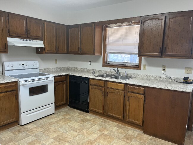 Foto del edificio - 626 Lawnville Rd
