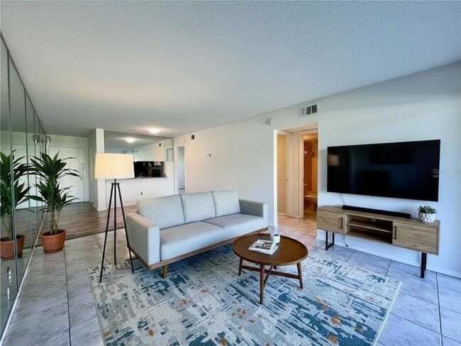 Foto del edificio - 3233 Candle Ridge Dr