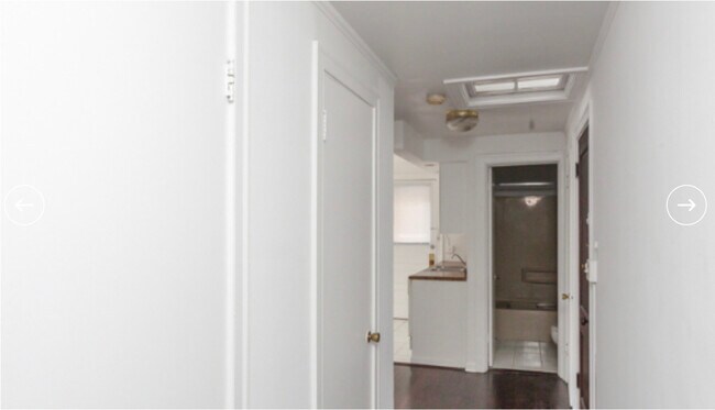 Foto del edificio - 622 N Western Ave