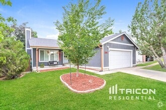 Building Photo - 385 Mountain Cloud Cir