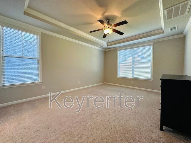 Building Photo - 12183 Inglecrest Ln