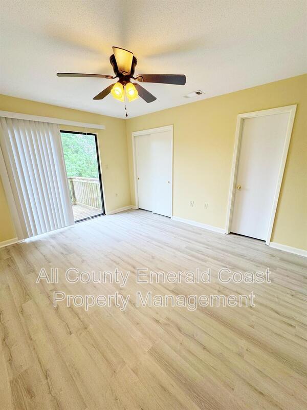 Foto del edificio - 90 Josie Rd