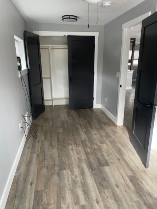 Building Photo - 165 S 7th St