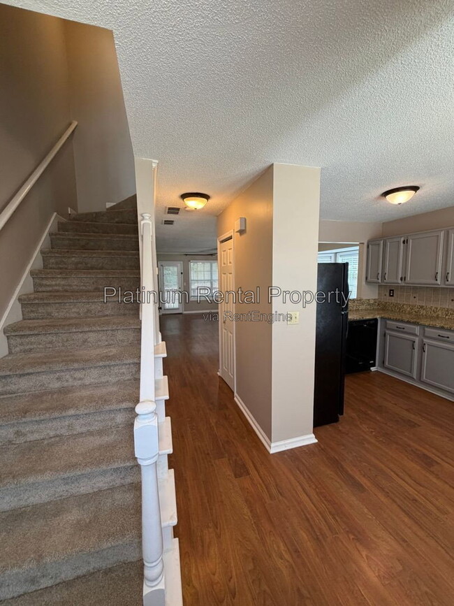 Building Photo - 5116 Laurel Bridge Ct SE
