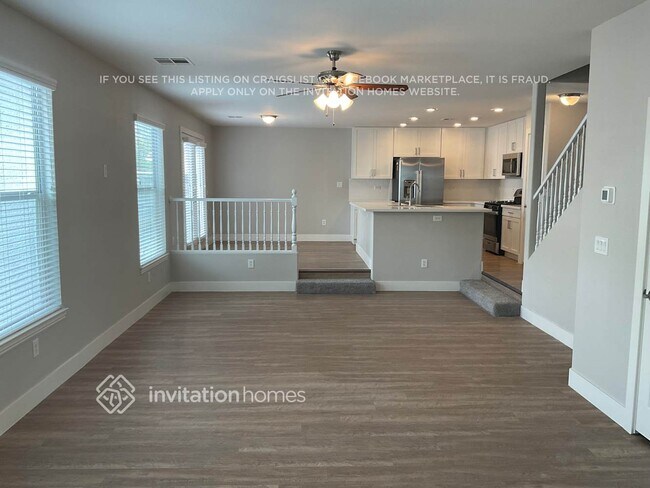 Foto del edificio - 7908 Meandering Light Ave