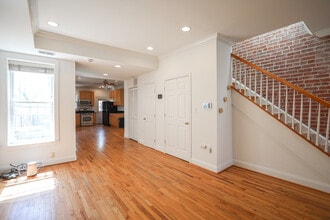 Building Photo - 1263 Morse St NE Building Photo - 1263 Morse St NE