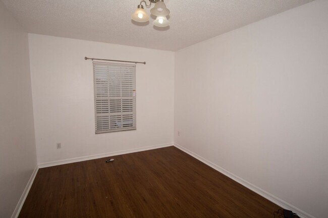 Foto del edificio - 3/2.5 with 2-car garage in Maitland