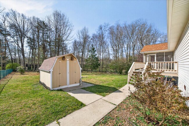 Foto del edificio - 39 Calloway Dr