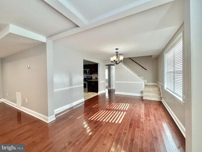 Building Photo - 6833 Standish Dr