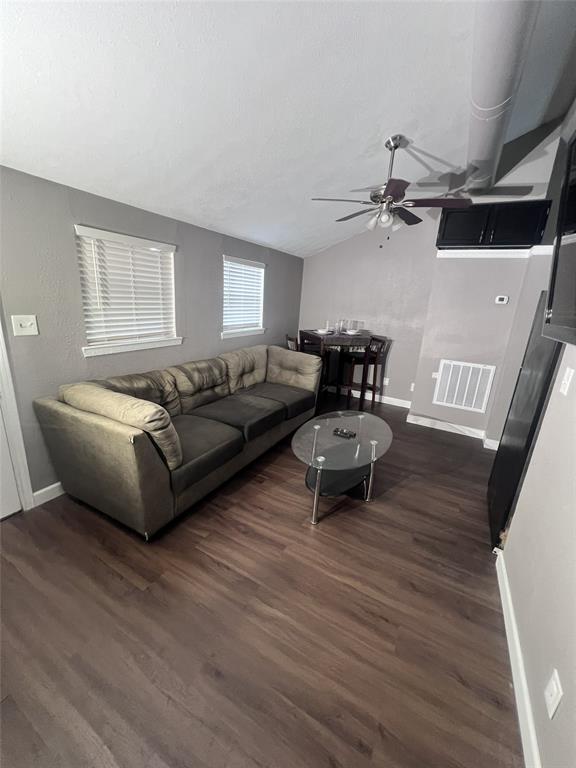 Foto del edificio - 1000 E 53rd St