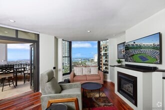 Building Photo - 500 W Harbor Dr