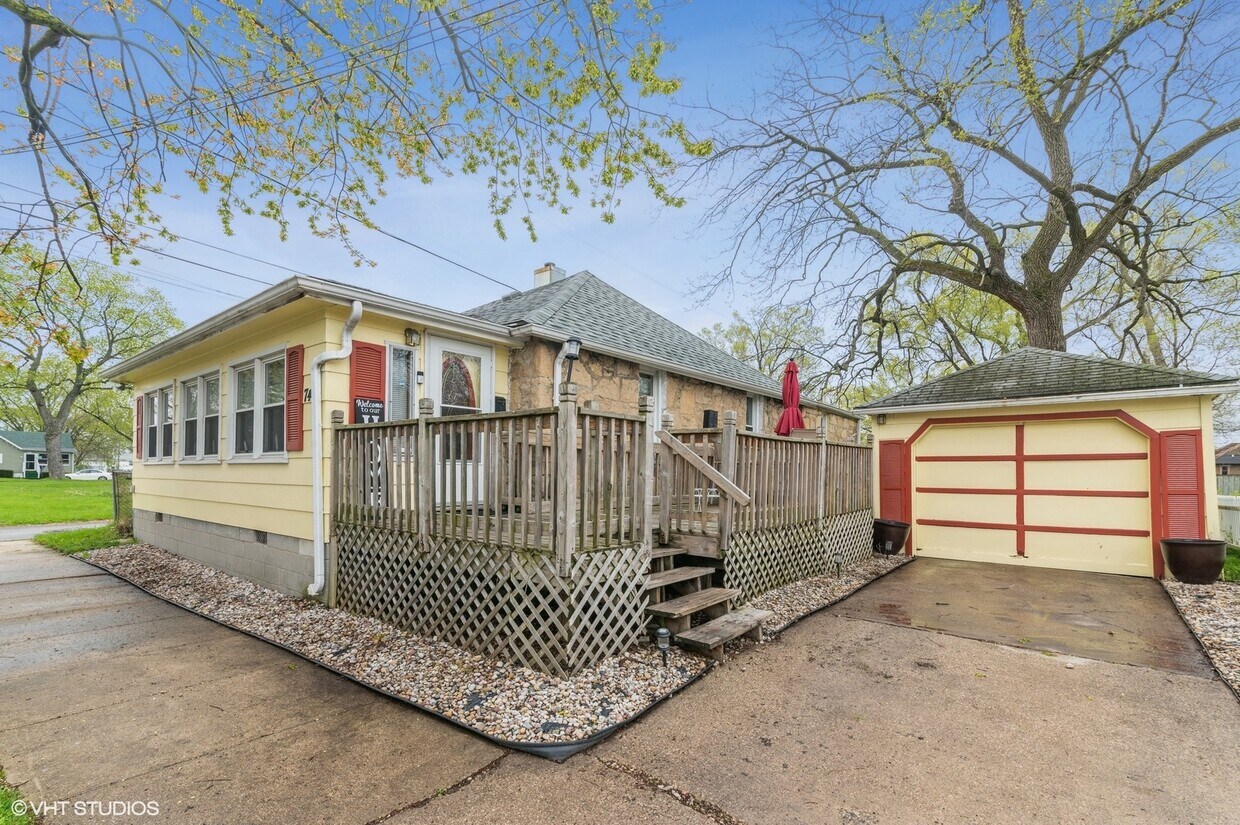 Primary Photo - 742 E Mulberry St