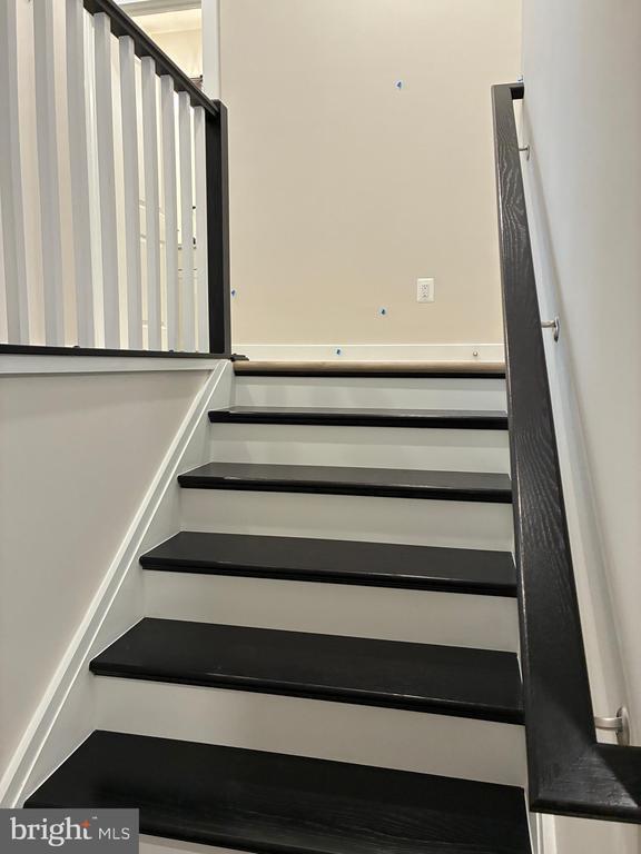 Building Photo - 44586 Strabane Ter