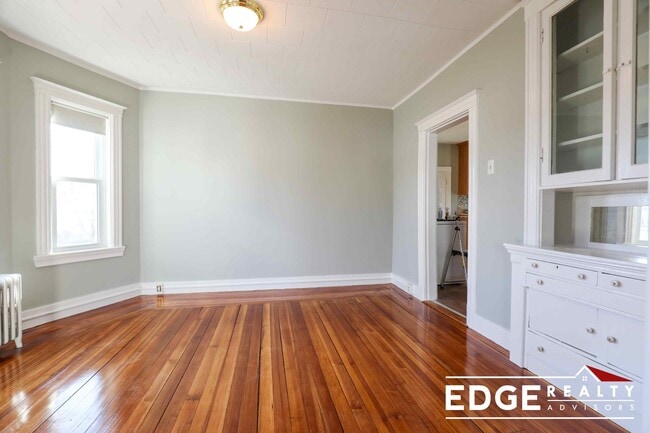 Photo - 90 Hobart St Apartment