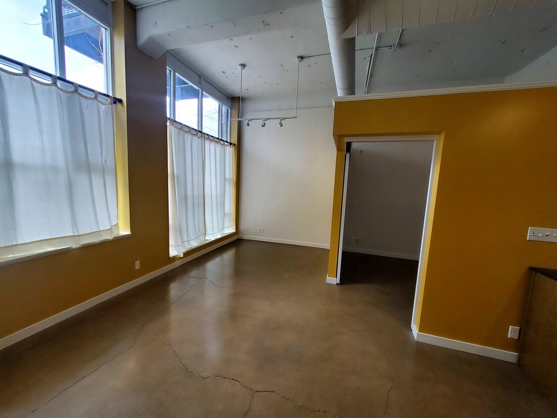 Photo principale - 404 King St E