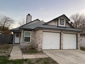 Building Photo - 10150 Woodtrail