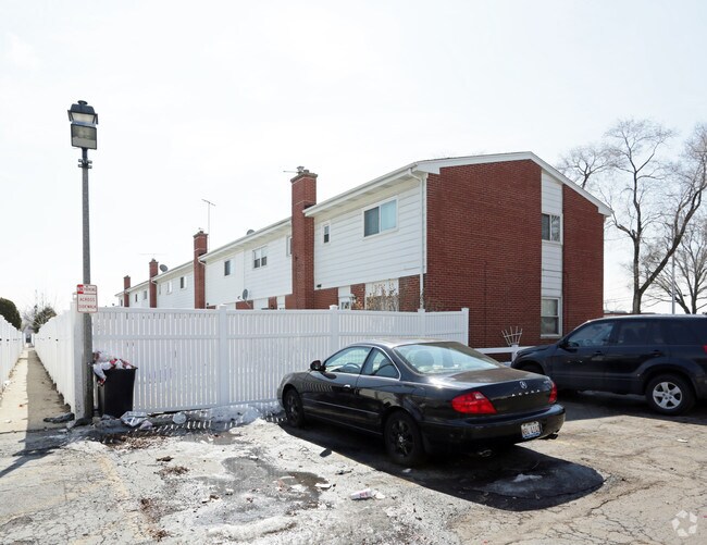 957971 York Rd, Elmhurst, IL 60126 Apartments in Elmhurst, IL