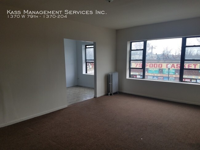 Foto del edificio - 1370 W 79th St