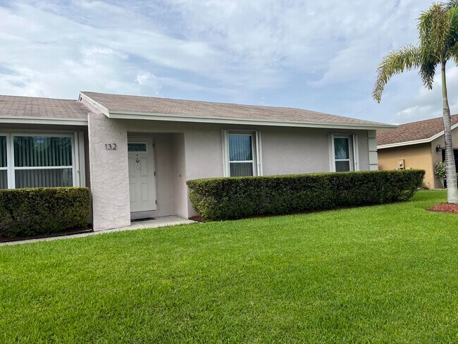 Foto del edificio - 132 Bobwhite Rd