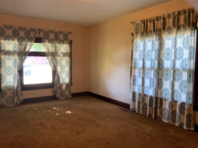 Building Photo - Cute Craftsman Home for Rent in Ephrata