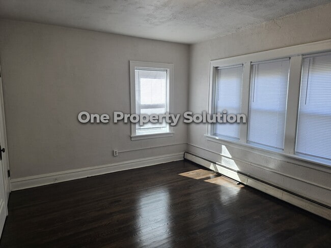 Building Photo - 1113 Pennsylvania St