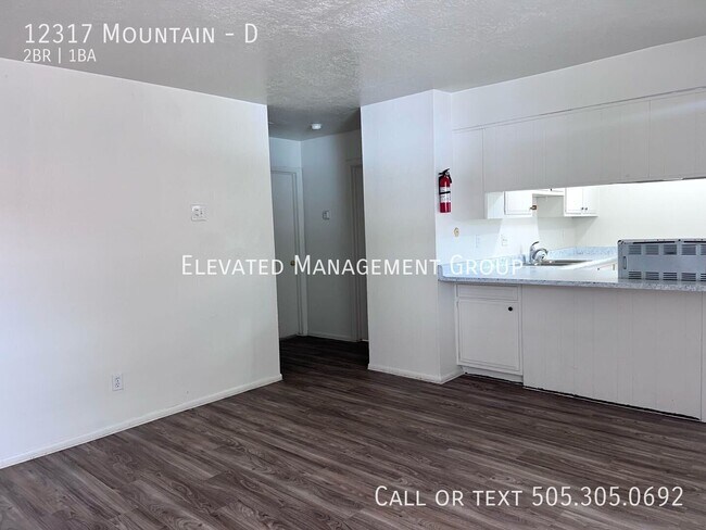 Foto del edificio - 12317 Mountain-D