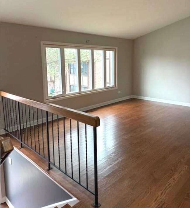 Building Photo - 9334 Drummond Dr