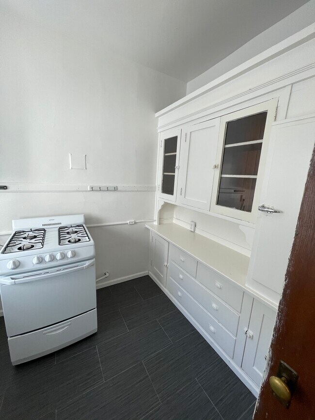 Foto del edificio - 2523 Ridge Rd