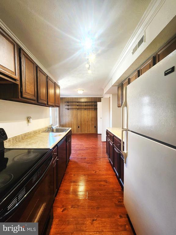 Foto del edificio - 7919 Mandan Rd