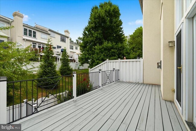 Foto del edificio - 4018 Dogberry Ln