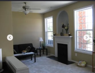 Living Room - 897 Ivydale Ln