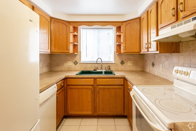 Kitchen - Claire Morris Apartments