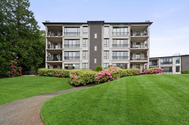 Building Photo - 2 bedroom in Bellevue WA 98004