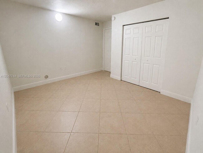 Building Photo - 8601 SW 94th St
