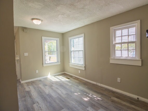 Building Photo - 4912 Avenue N