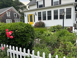 Building Photo - 3 Judkins St