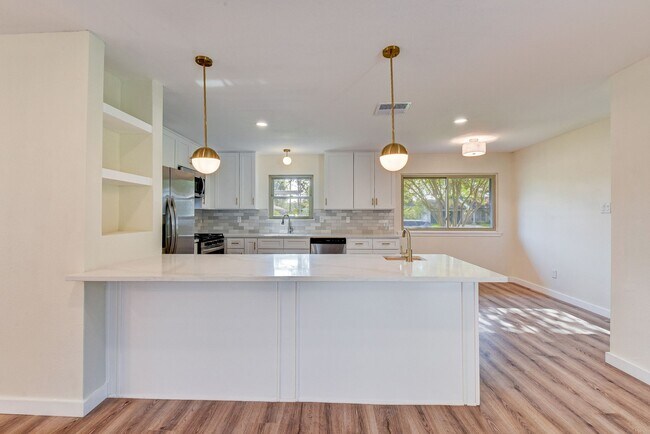 Building Photo - 4303 Osby Dr
