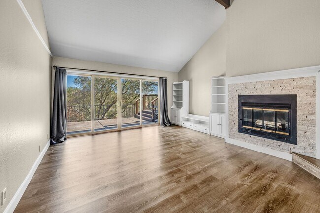 Foto del edificio - 173 N Grant Ln
