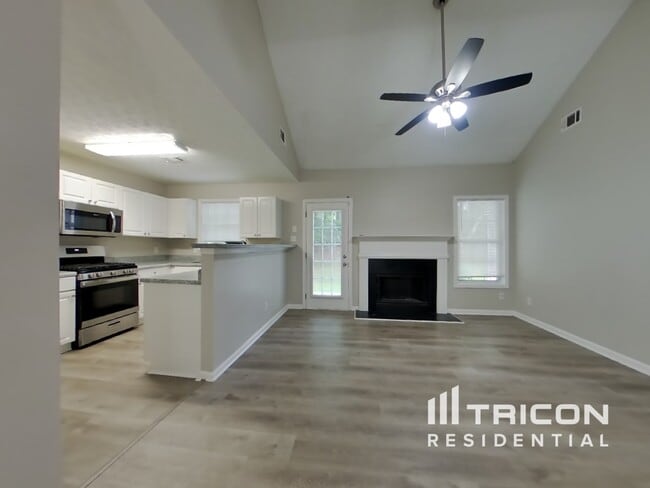 Building Photo - 3645 Heritage Ridge Ln