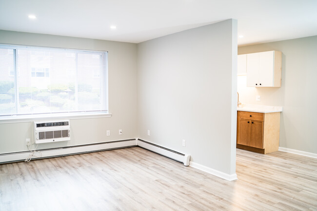 Sala de estar de 1 dormitorio - New Country Club Estates