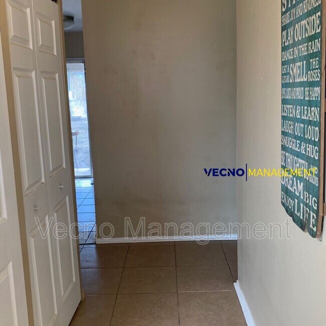 Building Photo - 701 Aviation Ave