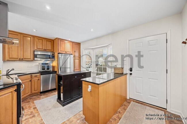 Foto del edificio - 1183 N Vernon St