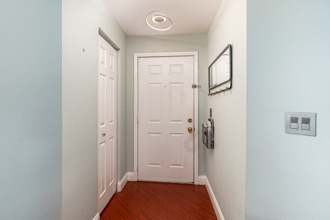 Foto del edificio - 3038 Parkway Blvd