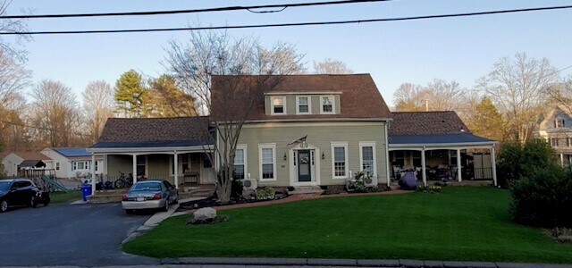 Casa - 338 Newport Ave