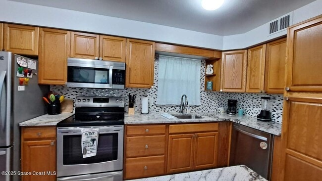 Foto del edificio - 5600 N Banana River Blvd