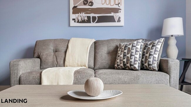 Building Photo - 810 W St Johns Ave