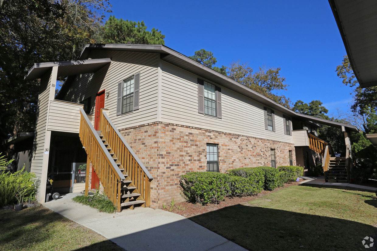 Diamond Creek - Diamond Creek Apartments